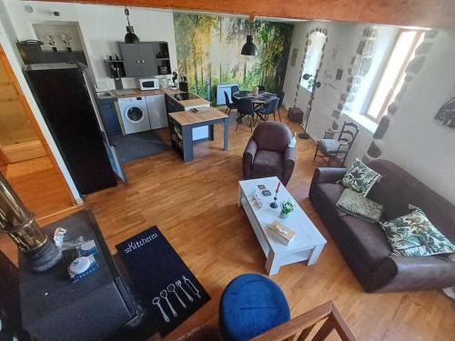 Montpezat-sous-Bauzon Apartamento | Duplex 85m2 au coeur de la nature à Montpezat-sous-Bauzon