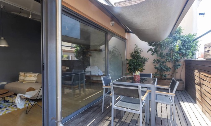 Sant Gervasi — la Bonanova Apartamento | Duplex Bonanova 3 habitaciones 8 pax con Terraza- Wifi Gratis