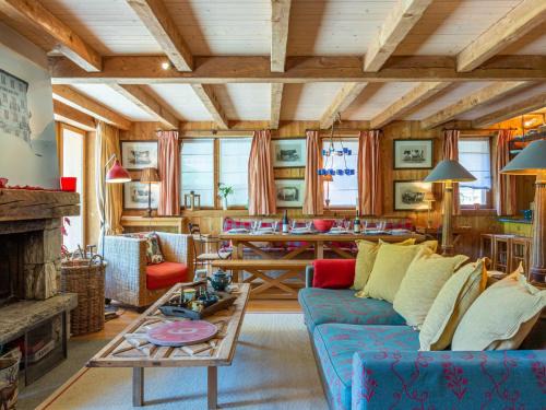Val-d'Isere Apartamento | Duplex de standing au pied des pistes avec cheminée, terrasse et garage – Modane - FR-1-694-329