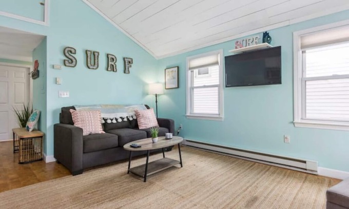 Salisbury Beach Casa | Duplex for Multi-Family Groups -Pet Friendly!-Steps to Beach