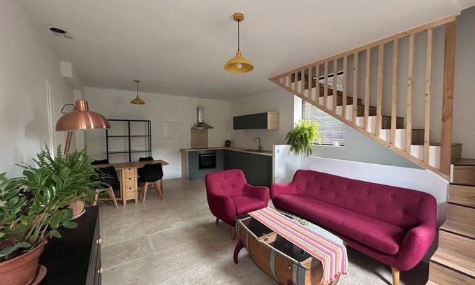 Peypin-d'Aigues Apartamento | Duplex in old barn