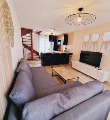 Neauphle-le-Chateau Apartamento | Duplex neuf centre ville avec parking