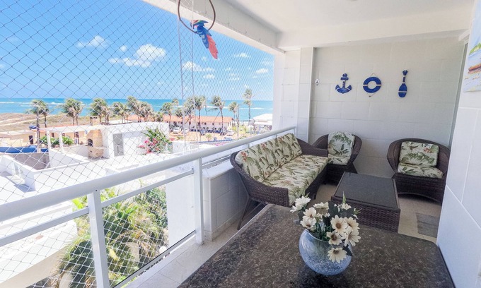 Nisia Floresta Apartamento | Duplex penthouse by the sea with jacuzzi and waterfall