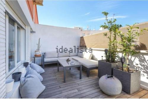 Puerta del Angel Apartamento | Duplex Penthouse with Sunny Terrace