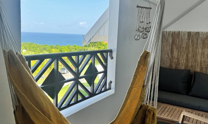 Mare Gailard Apartamento | Duplex sea view with pool, Le Gosier 5 minutes from the beach!