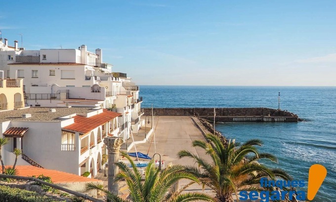 El Roc de Sant Gaieta Apartamento | Dúplex con piscina comunitaria a 600m de la playa