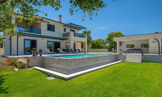 Barban Villa | Cómoda residencia de vacaciones duplicidad