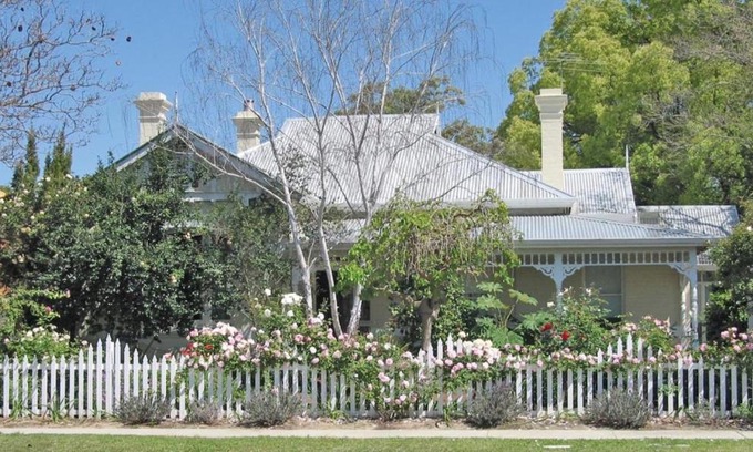 Mount Lawley Cama Y Desayuno | Durack House Bed and Breakfast