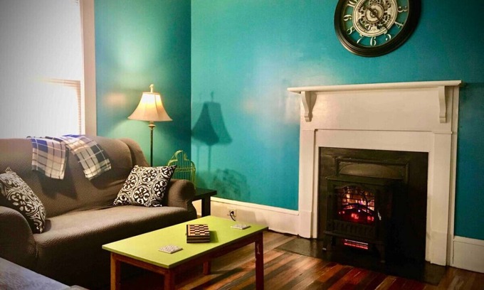 East Durham Casa | Durham MillworkerHouse Downtown