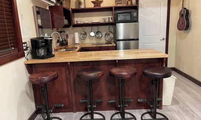 Fredonia Casa | Dusty Rose The Wild West 40 Homestead