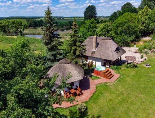 Wegorzewo Casa | Dworek Króla Stanisława - Apartament Malinowy