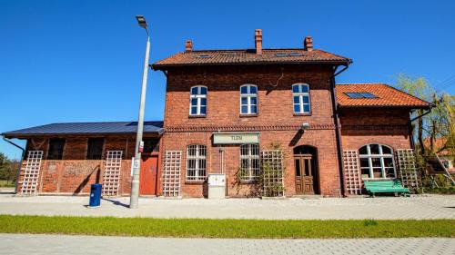 Osie Casa | Dworzec Tleń