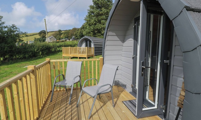 Tywyn Cabaña | DYSYNNI POD, romantic, character holiday cottage in Tywyn