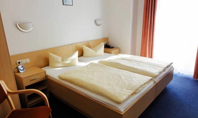 Sassnitz Casa | DZ 05. Komfort mit Meerblick und Balkon - Hotel Garni Meeresgruß
