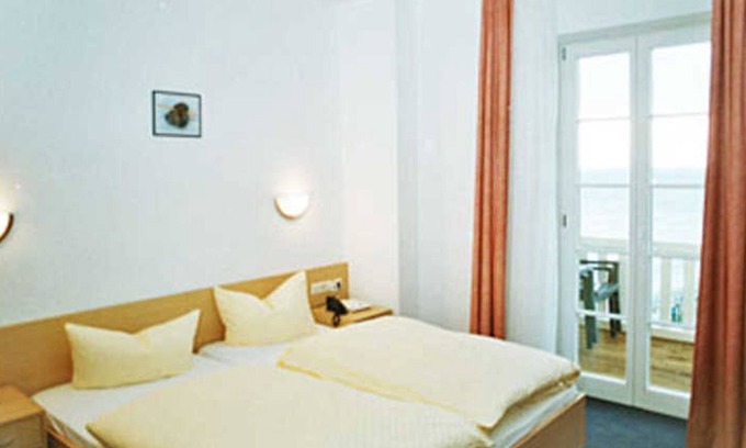 Sassnitz Hotel | DZ 15. Est��ndar con vista al mar y balcón - Hotel garni Meeresgruß ***