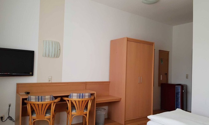 Parow Apartamento | DZ/2-bed room 04 Ground floor - Guesthouse Am Schloss
