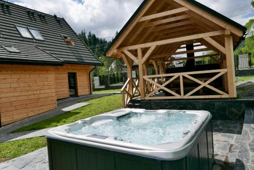 Zawoja Apartamento | Dzika Dziura z jacuzzi