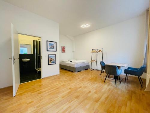 Favoriten Casa | E&C Pension Rooms