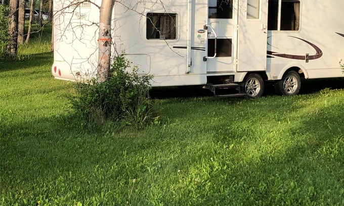 Onanole Casa | Eagle- Camper at Sunset Bay