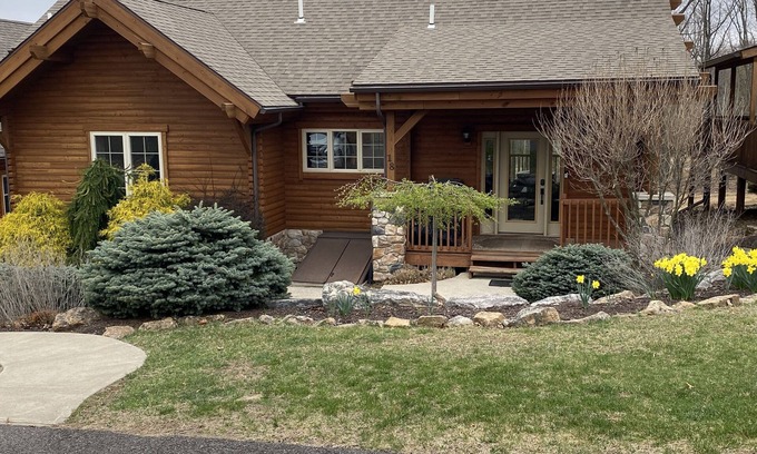 Sybertsville Cabina | Eagle Rock Cabin-Ski-in/Ski-out