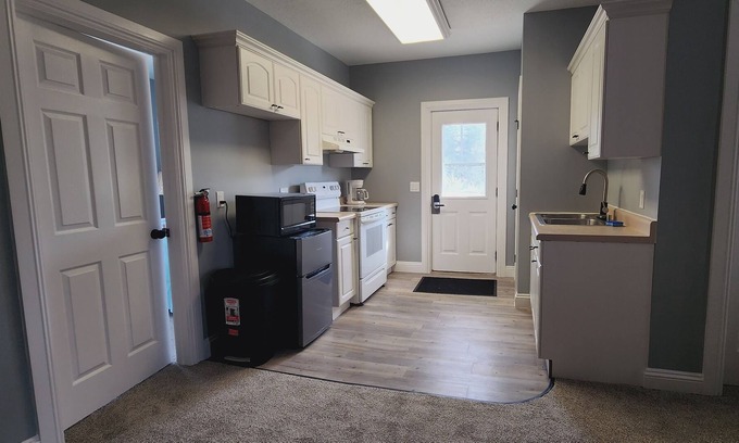 St Ignace Condominio | Eagle's nest inn condo 1