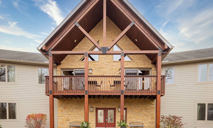 Galena Casa | Eagle's Nest - Make Summer Memories @ Galena's Premier 8 BR Home - Hot Tub