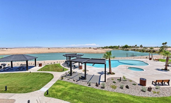 Centro Casa | Eagle Village @ Islas del Mar B2