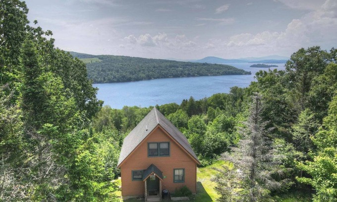 Rangeley Casa | Acogedora cabaña con increíbles vistas del lago Rangeley!
