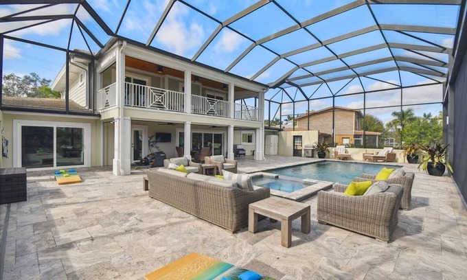 Sarasota Casa | Eagles Nest - Luxury Waterfront Pool Home close Siesta Key