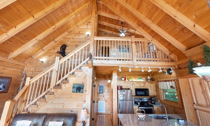 Gatlinburg - Pigeon Forge Cabina | Eagles Point 3 Bedrooms 3 Bathrooms Cabin
