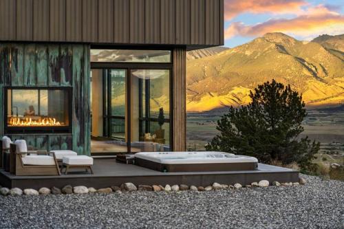 Emigrant Casa | Eagles Wings Mountain House as seen in Condé Nast