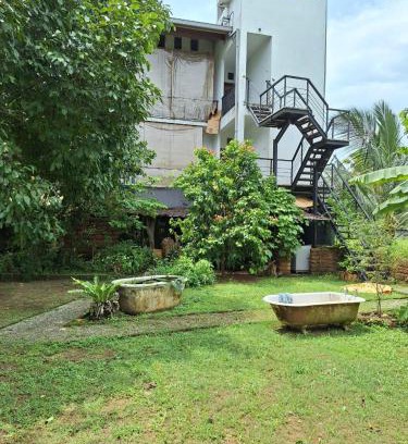 Boralesgamuwa Apartamento | Earth Homestay