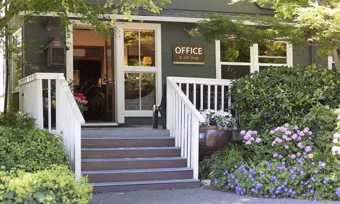 Friday Harbor Hotel | Earthbox Inn & Spa
