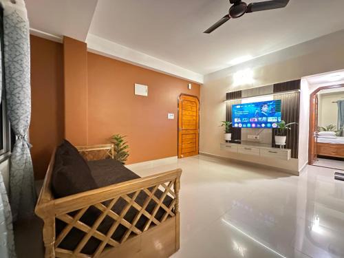 Siliguri Apartamento | Earthly Luxe