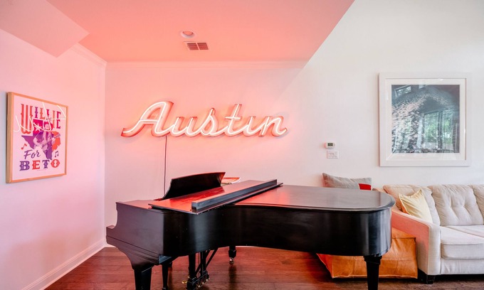 Holly Casa | East Austin Luxury Custom home + Studio Apartment