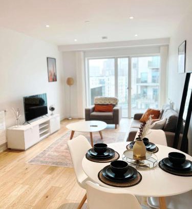 Canning Town Apartamento | East London 2-Bed Apt Sleeps 4 7 min walk to Tube