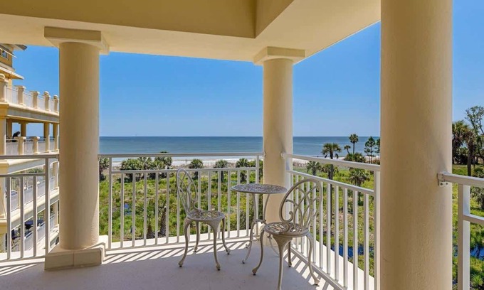 Daufuskie Island Condominio | East Point Villa - Oceanfront Luxury Retreat