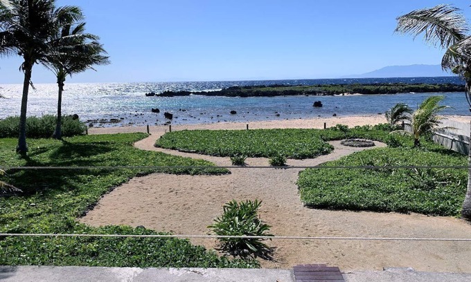 Isla de Utila Casa | East Wind - 4 Bedroom Ocean Front Luxury