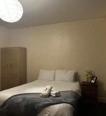 Stratford Casa | Eastenders Guest Stay