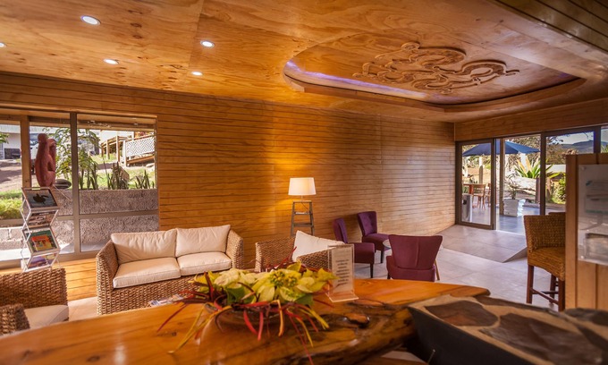 Hanga Roa Hotel | Easter Island Ecolodge