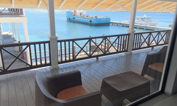 Isla de Utila Hotel | Eastern Harbor Resort