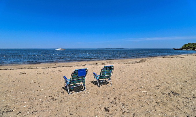 Tolchester Beach Casa | Beach Getaway with Dock, Grill & Kayaks Weekend Access to Dive Bar & Restaurant