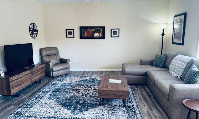 Mesquite Condominio | Condominio de dos dormitorios con excelentes servicios!-1512