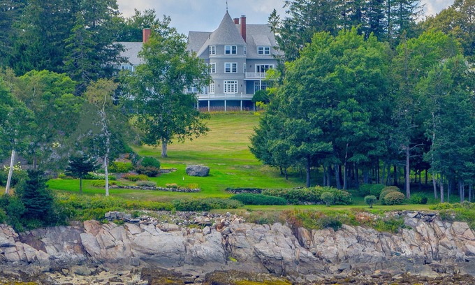 Glen Cove Condominio | Hacia el este en el océano- condominio frente al mar en la pintoresca bahía de Penobscot