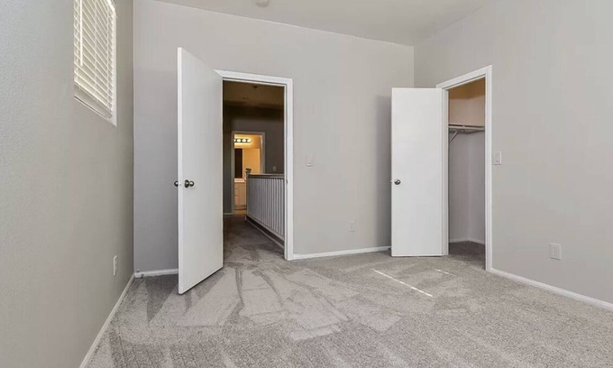 Menges Mills Casa | Easy access to every where, cozy comfortable