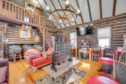 Blakeslee Casa | Easy Interstate Access Original Poconos Log Cabin