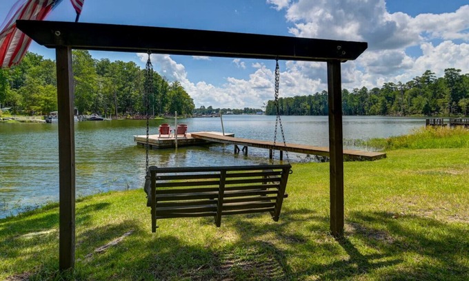 Prosperity Casa | Easy Lake Living - Sleeps 8
