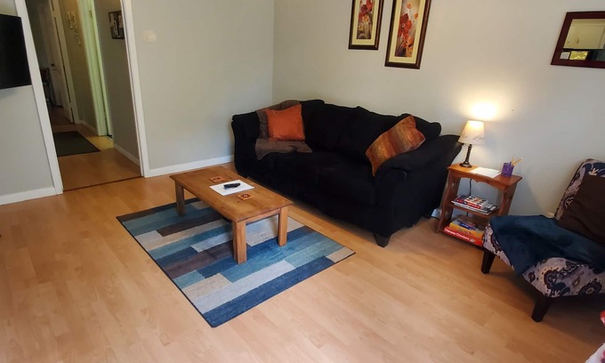 West Monroe Apartamento | Easy Living! Fantastic central 2br/1ba apartment