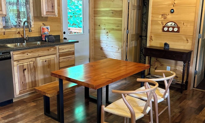 Gatlinburg Cabina | EASY LIVING IN GATLINBURG