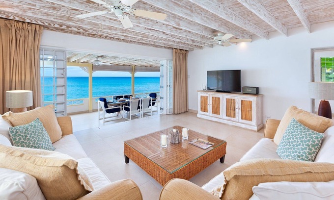 Mullins Villa | Easy Reach by Blue Sky Luxury